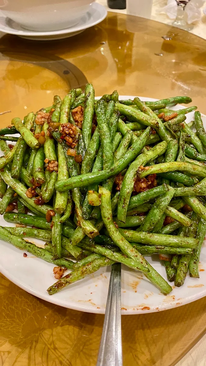 sauteed spicy string beans 干煸四季豆